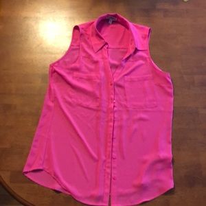 Sleeveless button down blouse